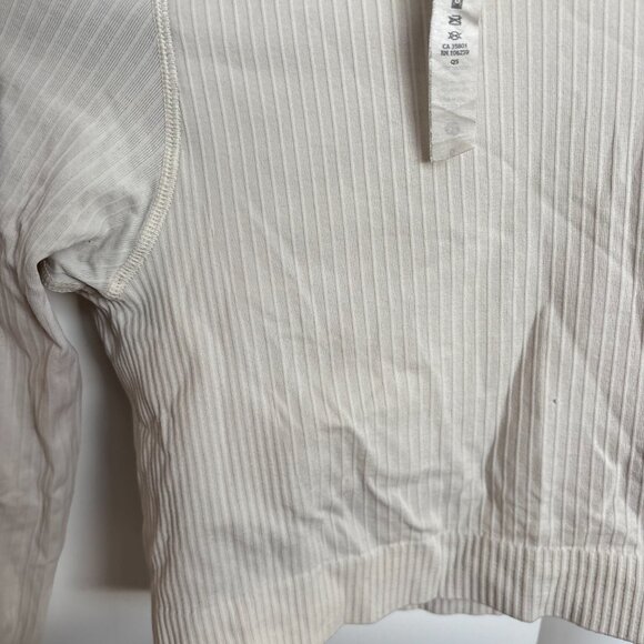Lululemon Ebb Cropped Long Sleeve Shirt Beige Ribbed Knit Round Neck Sz 6 - Picture 6 of 7